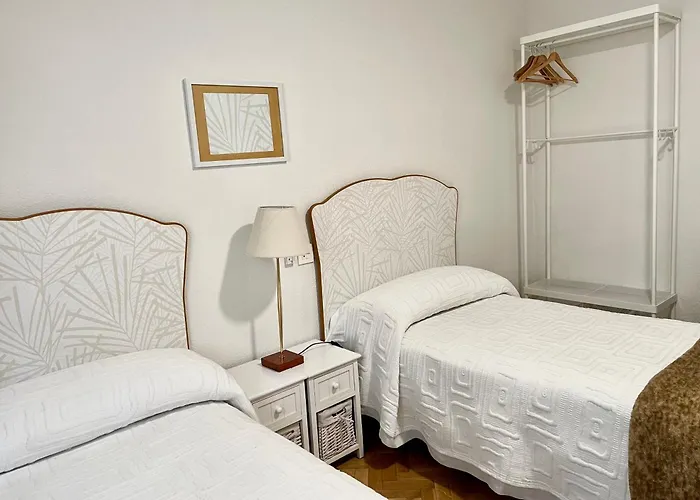 Apartamento Vivienda Con Parking Incluido - Zona Dyck Salamanca