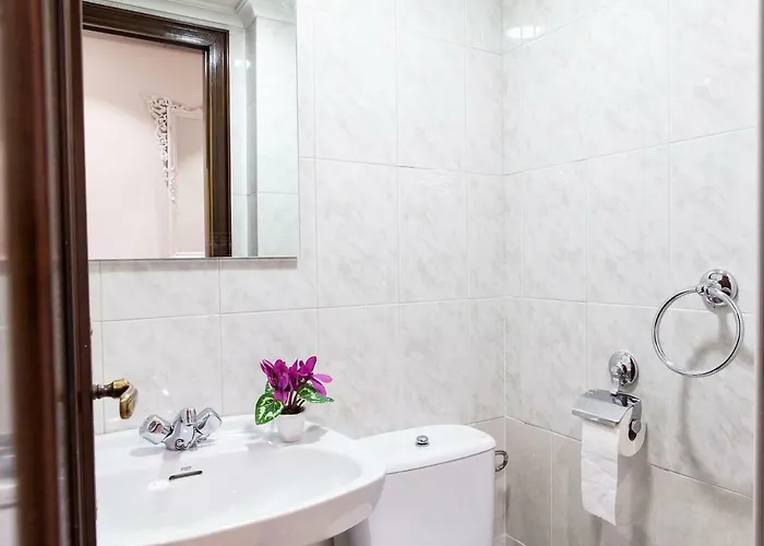 Vivienda Con Parking Incluido - Zona Dyck Apartamento *